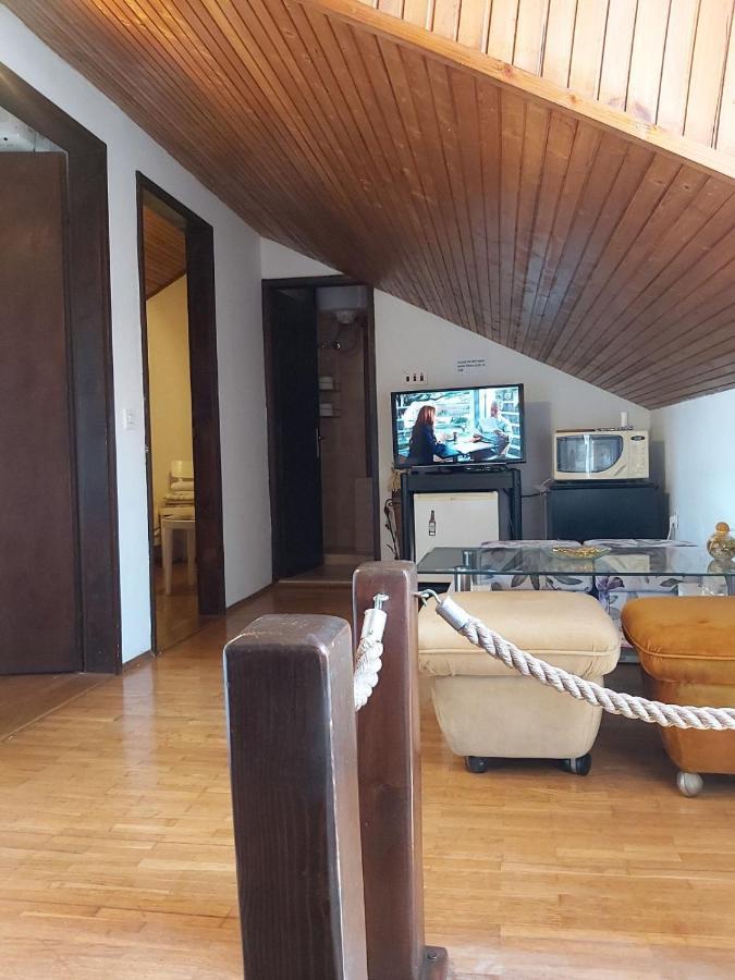 ホテル ルームズ メギ ドゥブロブニク 部屋 写真